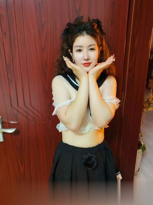 浦东大屁股骚女沐沐