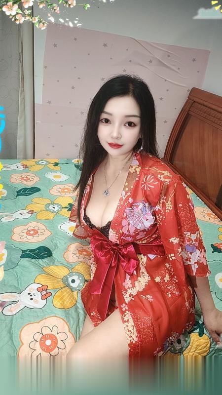 大胸饥渴风骚少妇