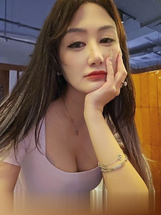 吴中大胸尼尼