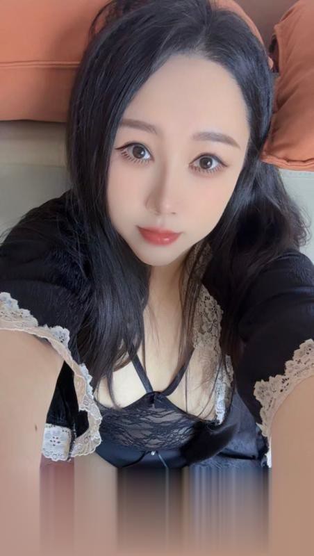 东城大奶儿小姐姐