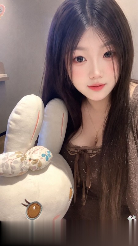 小巧玲珑易高潮大胸妹