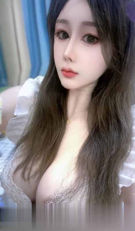S翘臀骚悦盈