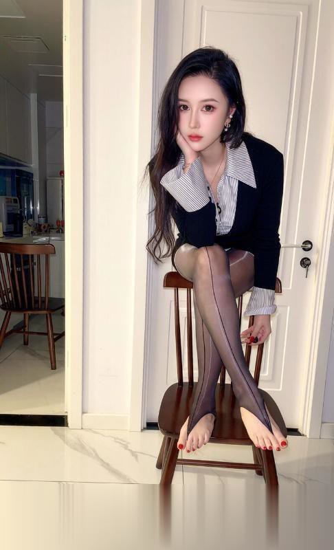 朝阳制服御姐球球