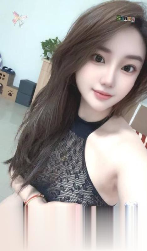 丰满性感美少妇