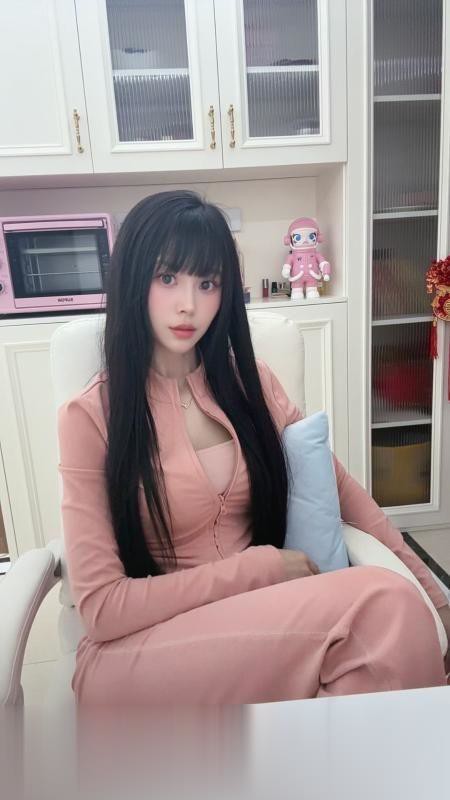 细腰服务系小妖精