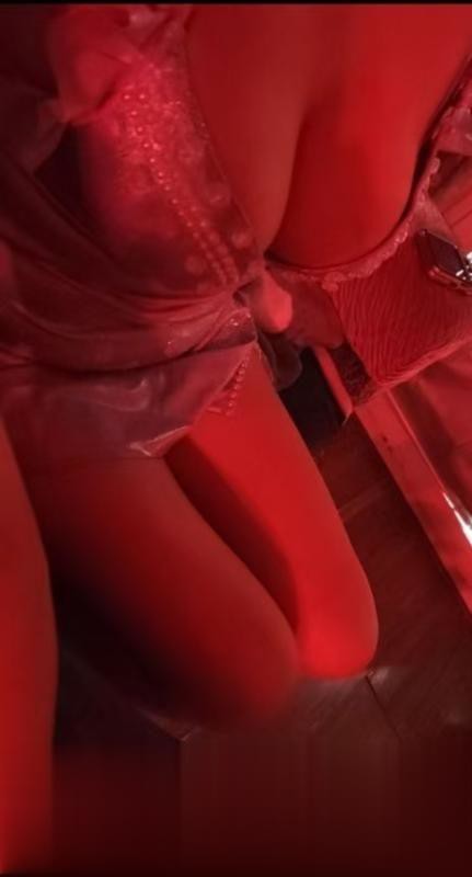 美臀美少妇.
